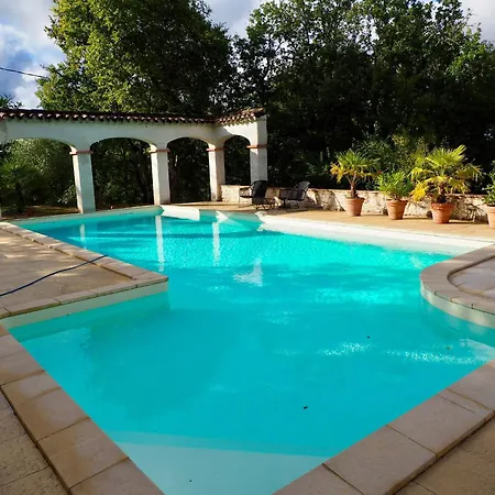 Chez Berger, Ruime 2 Persoonskamer Met Kingsize Bed 3* Pern