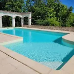 Chez Berger, Ruime 2 Persoonskamer Met Kingsize Bed 3* Flaugnac