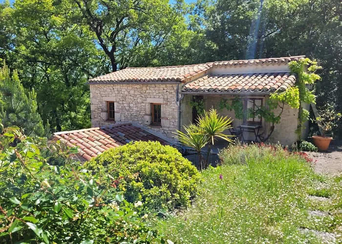 Chez Berger, Ruime 2 Persoonskamer Met Kingsize Bed Pern