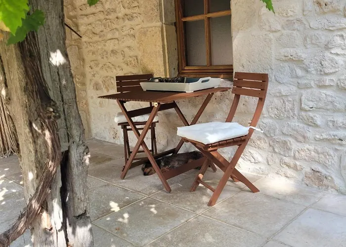 Chez Berger, Ruime 2 Persoonskamer Met Kingsize Bed 3*